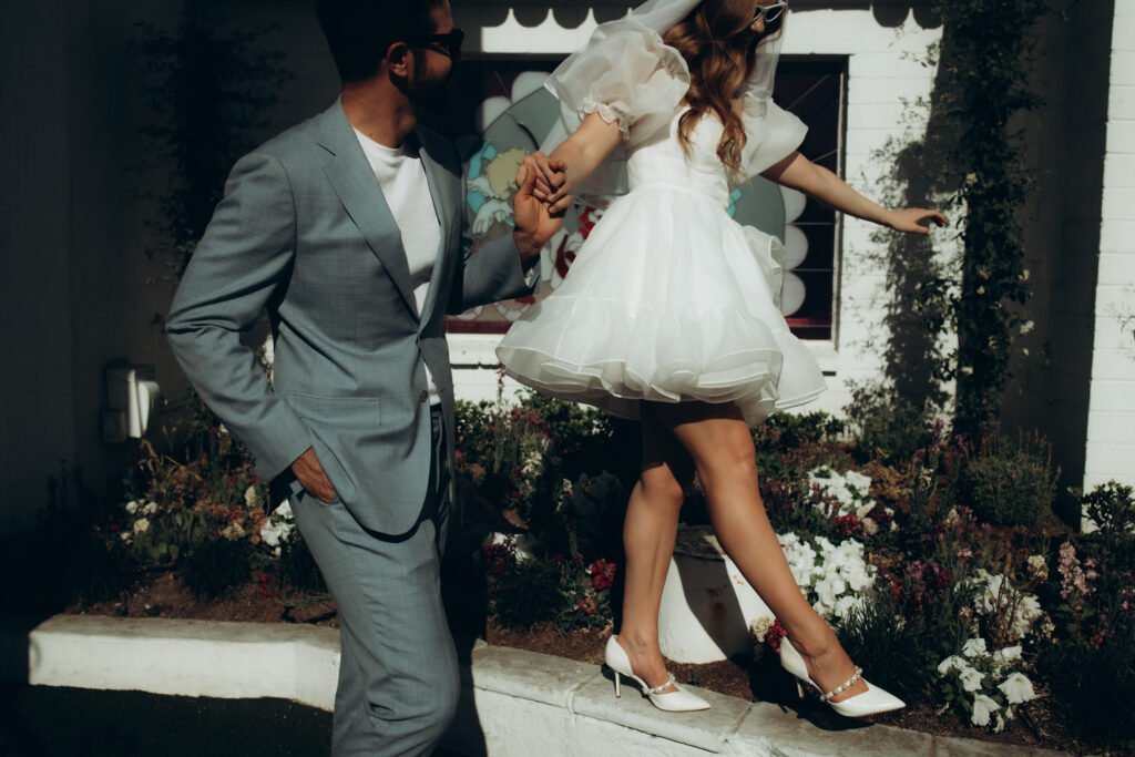 An Elopement-Style Engagement Photoshoot in Vegas