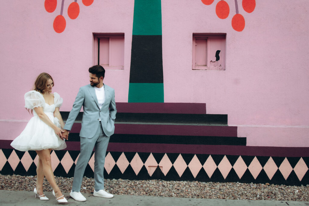 An Elopement-Style Engagement Photoshoot in Vegas