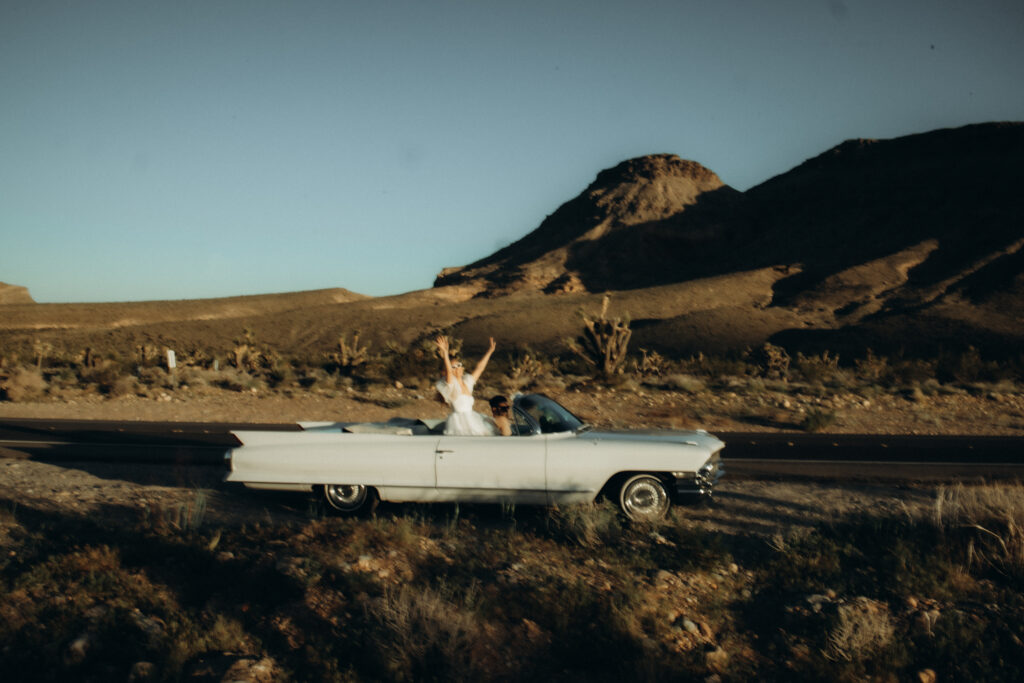 An Elopement-Style Engagement Photoshoot in Vegas