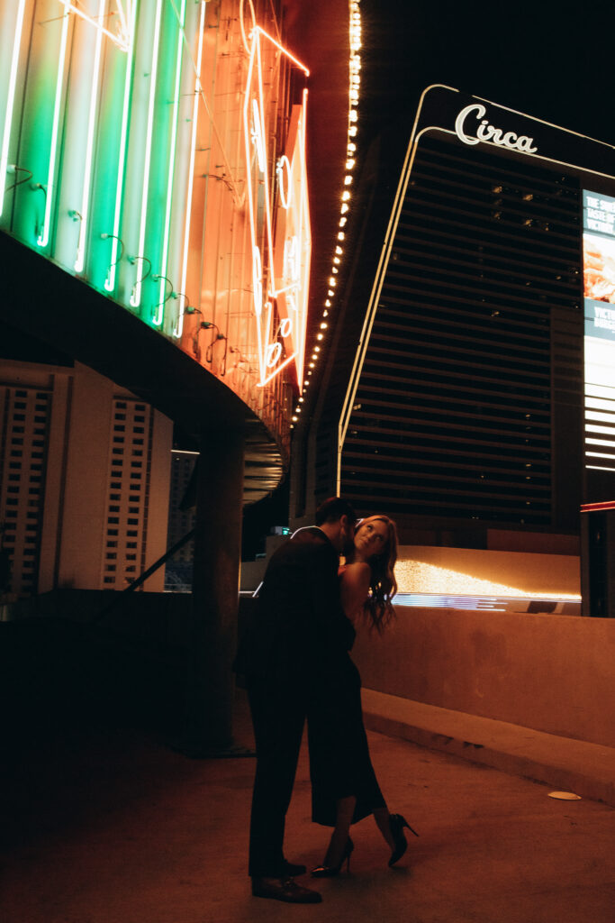 An Elopement-Style Engagement Photoshoot in Vegas