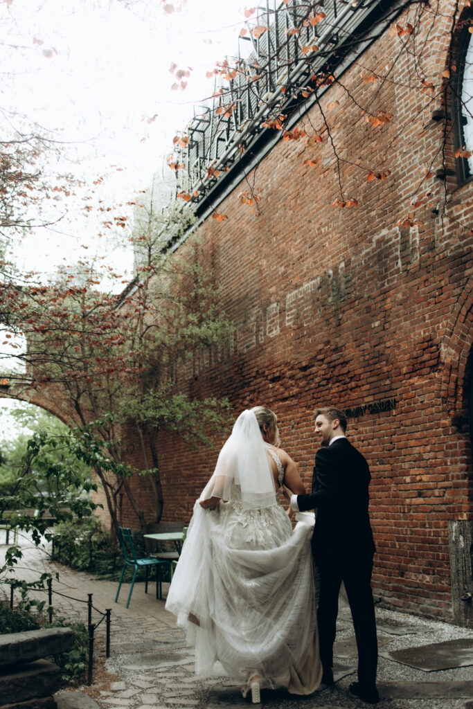 A Timeless and Intimate New York City Wedding in Dumbo, Central Park, Brooklyn Heights - vintage wedding