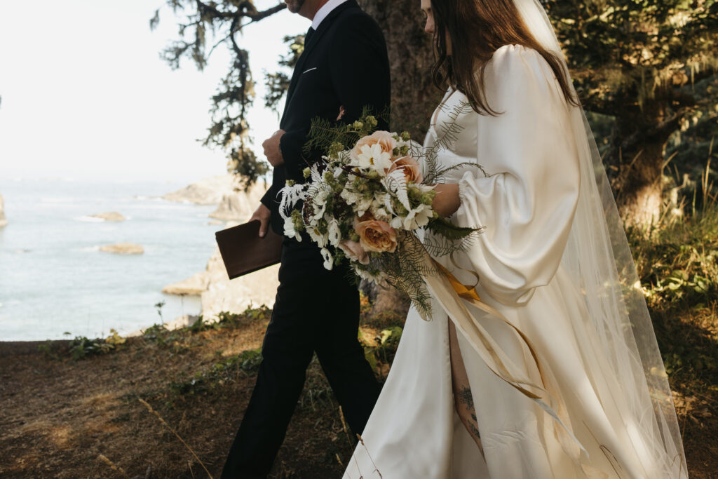 An Intimate Oregon Coast Elopement by Abby Leigh Photography: Documentary Wedding Photographer telling your love story