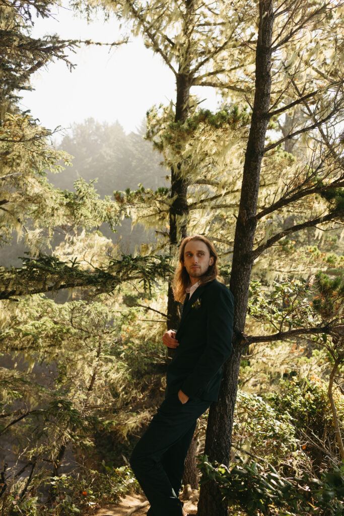 An Intimate Oregon Coast Elopement by Abby Leigh Photography: Documentary Wedding Photographer telling your love story