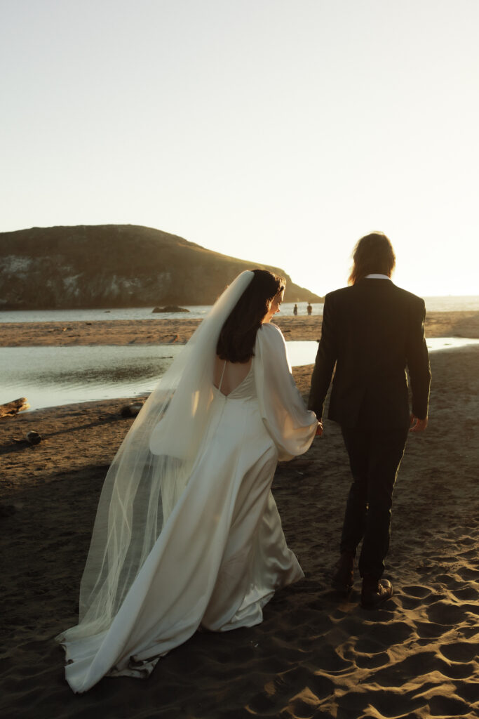 An Intimate Oregon Coast Elopement by Abby Leigh Photography: Documentary Wedding Photographer telling your love story