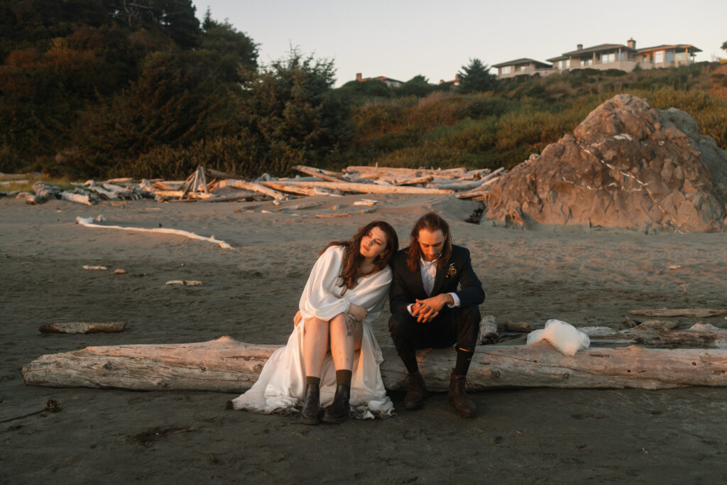 An Intimate Oregon Coast Elopement by Abby Leigh Photography: Documentary Wedding Photographer telling your love story