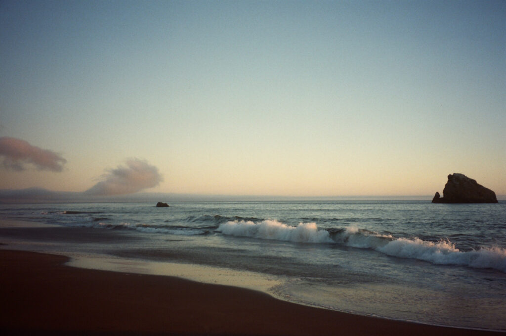 An Intimate Oregon Coast Elopement by Abby Leigh Photography: Documentary Wedding Photographer telling your love story