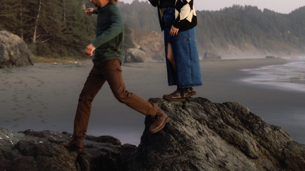 An Intimate Oregon Coast Elopement by Abby Leigh Photography: Documentary Wedding Photographer telling your love story