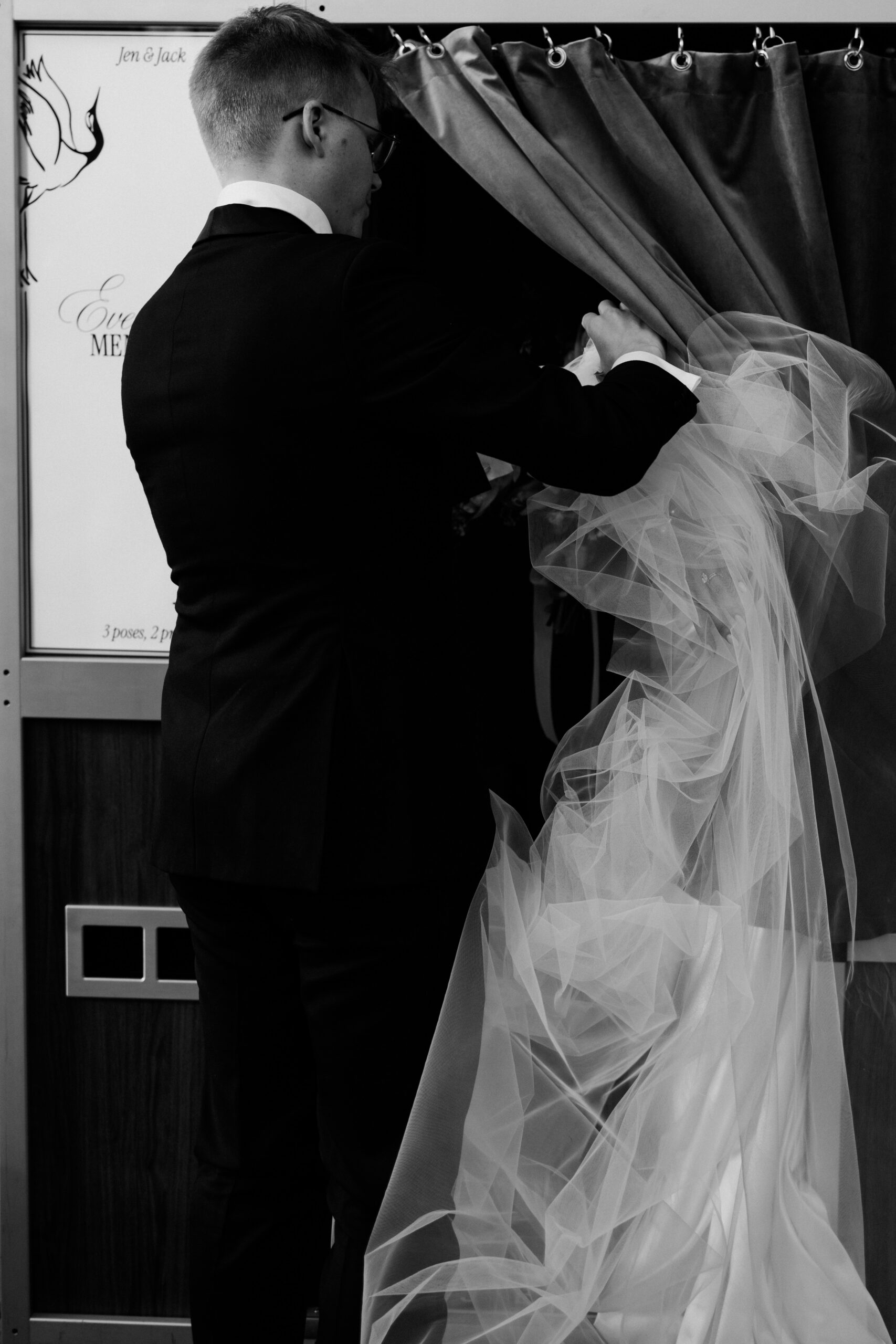 Photobooth candid moments during cocktail hour 