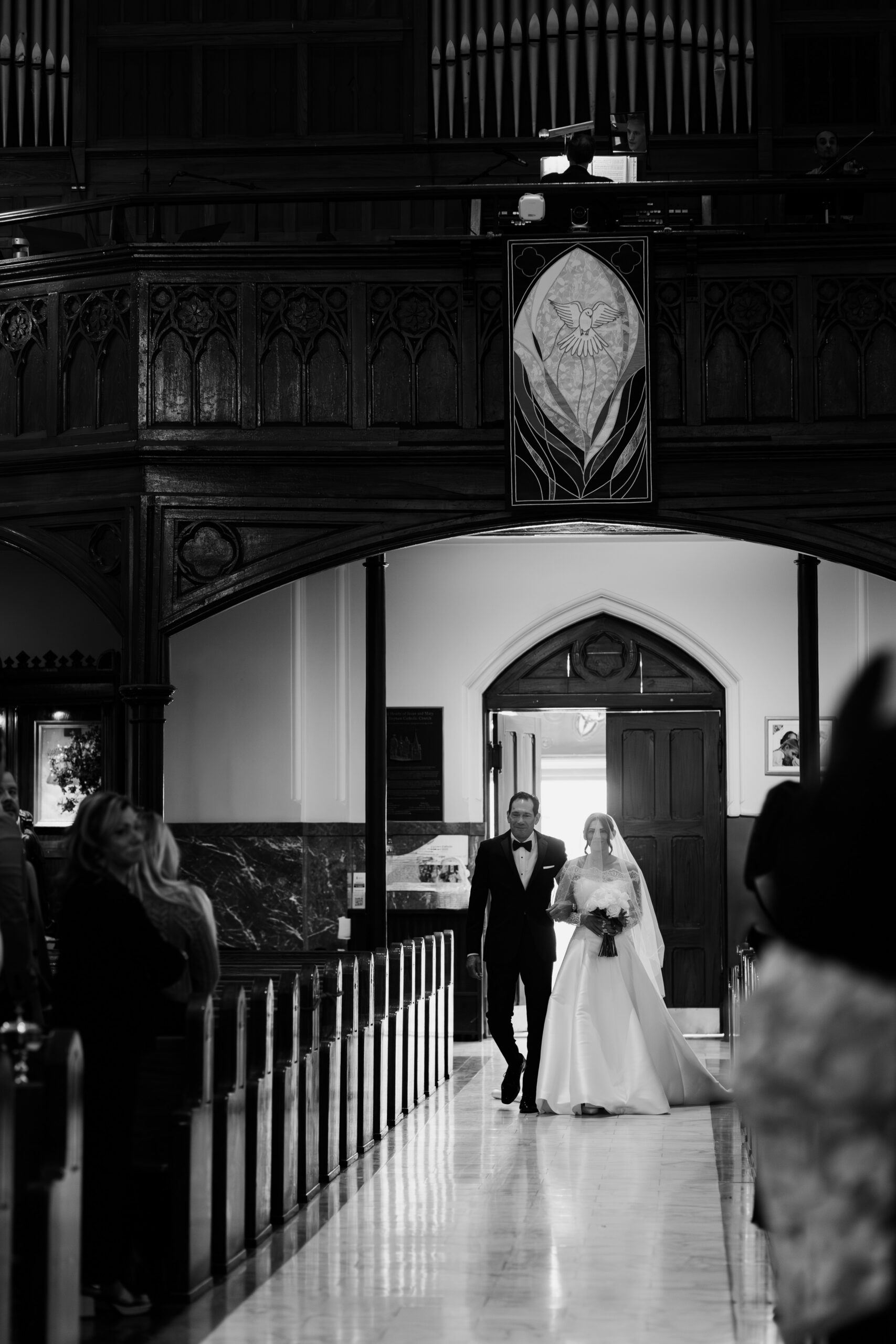 NYC vintage inspired catholic church ceremony 
