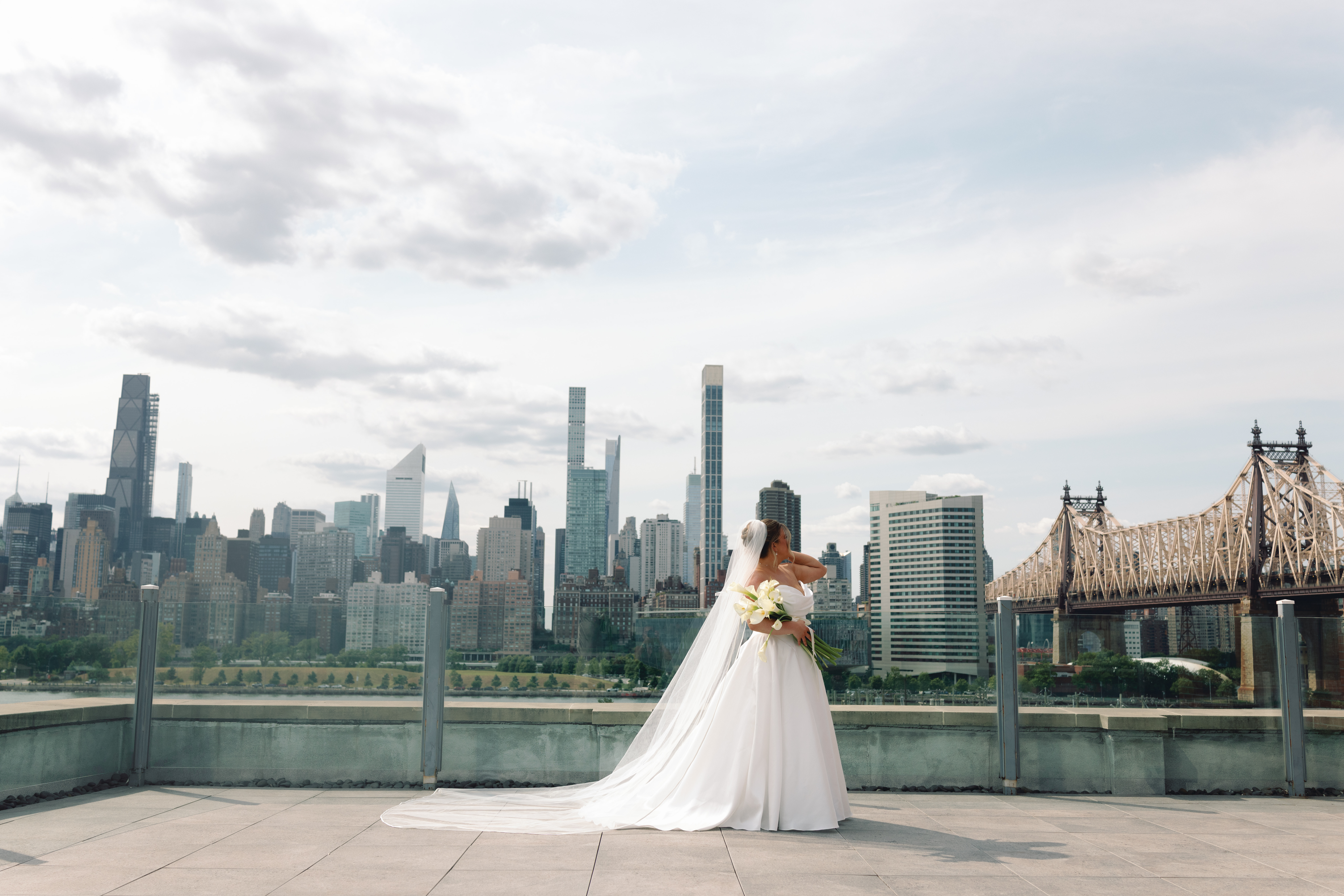 The Bordone in Long Island City with panoramic Manhattan skyline views