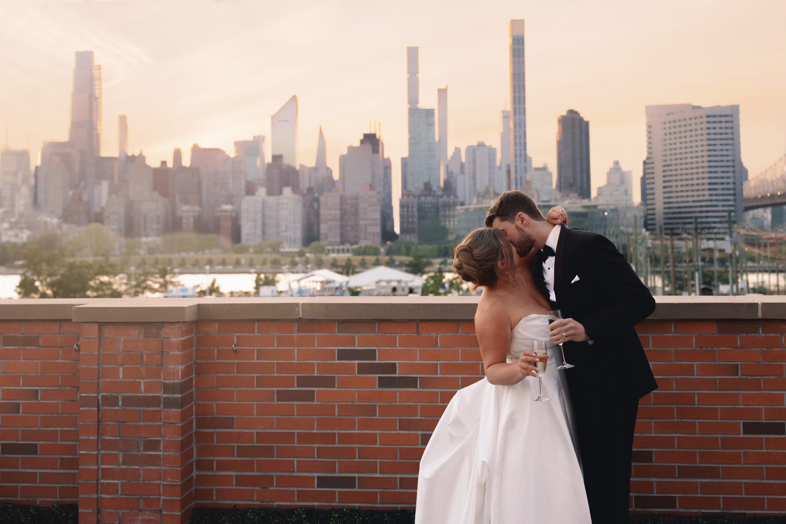 The Bordone in Long Island City with panoramic Manhattan sunset skyline views